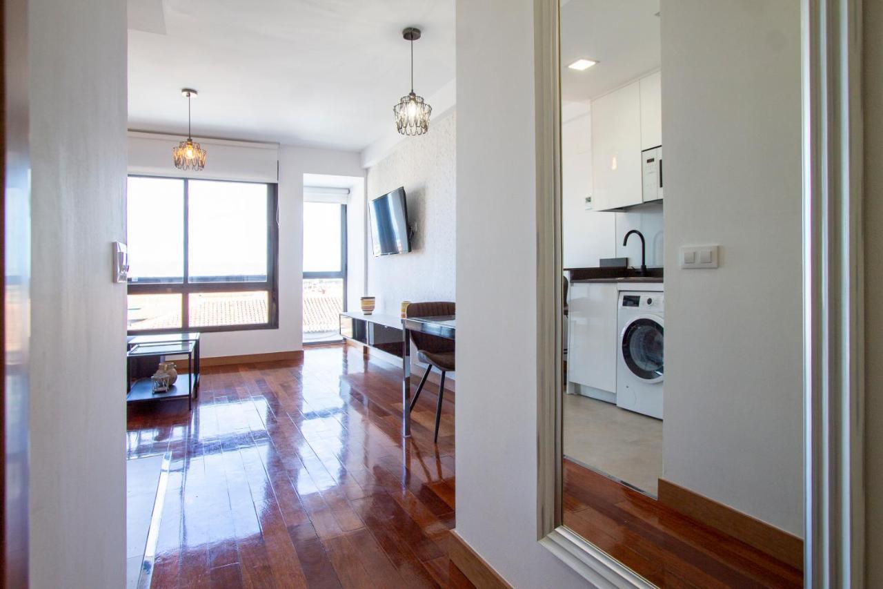Apartamentos Castilla Luz Business Madrid Esterno foto