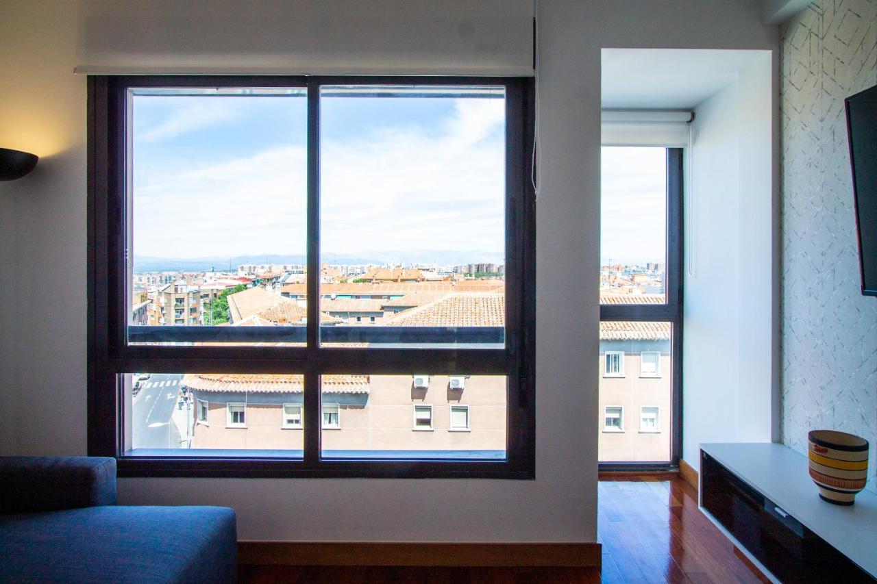Apartamentos Castilla Luz Business Madrid Esterno foto