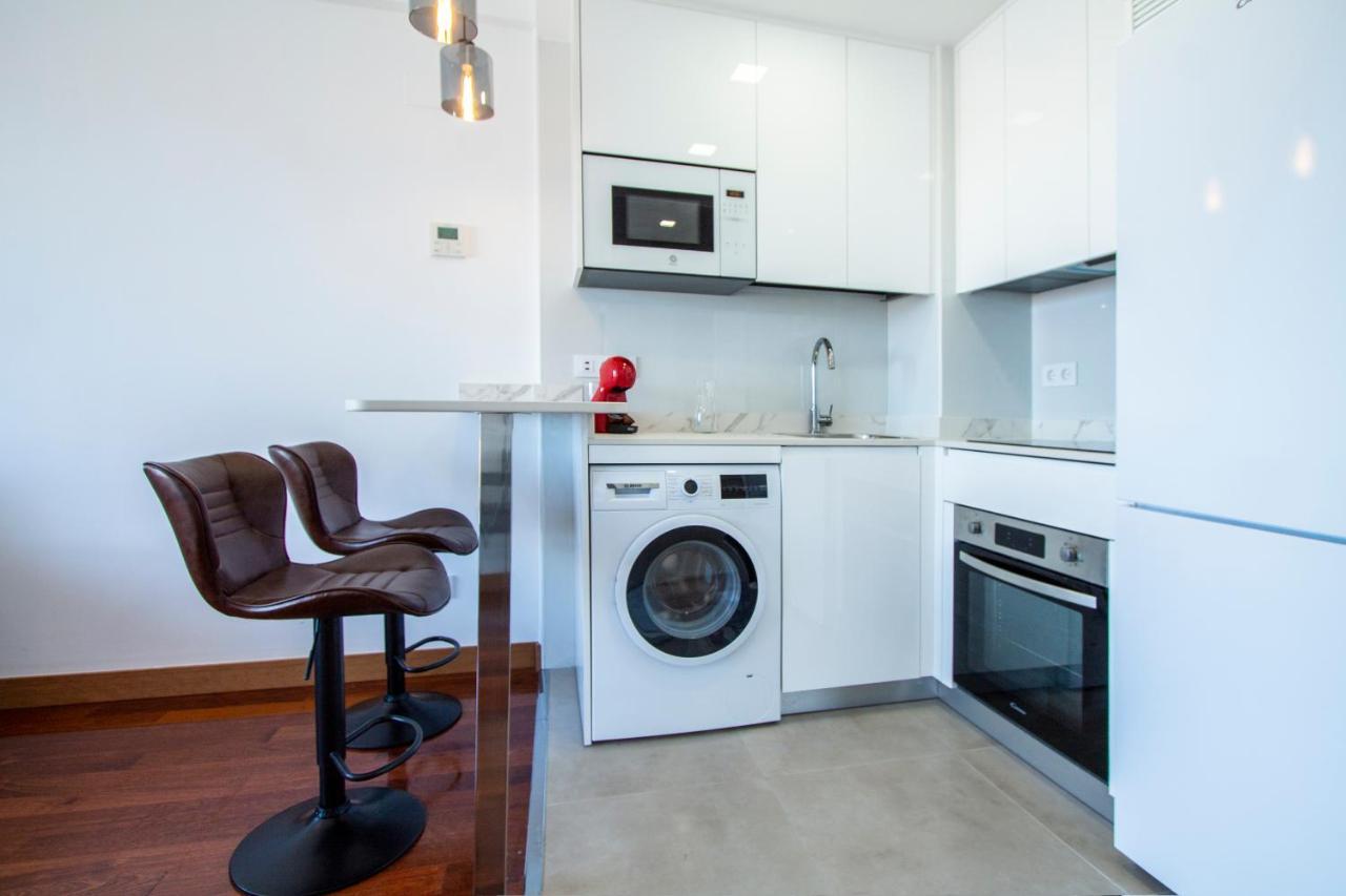 Apartamentos Castilla Luz Business Madrid Esterno foto