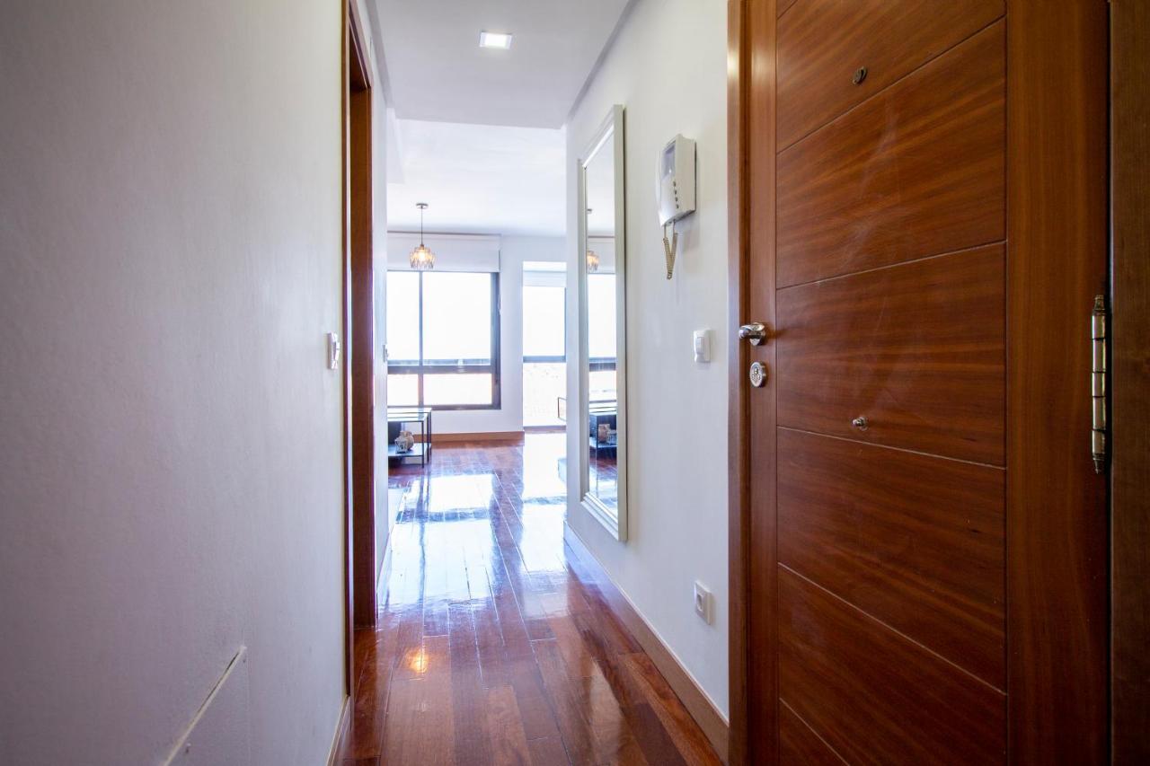 Apartamentos Castilla Luz Business Madrid Esterno foto