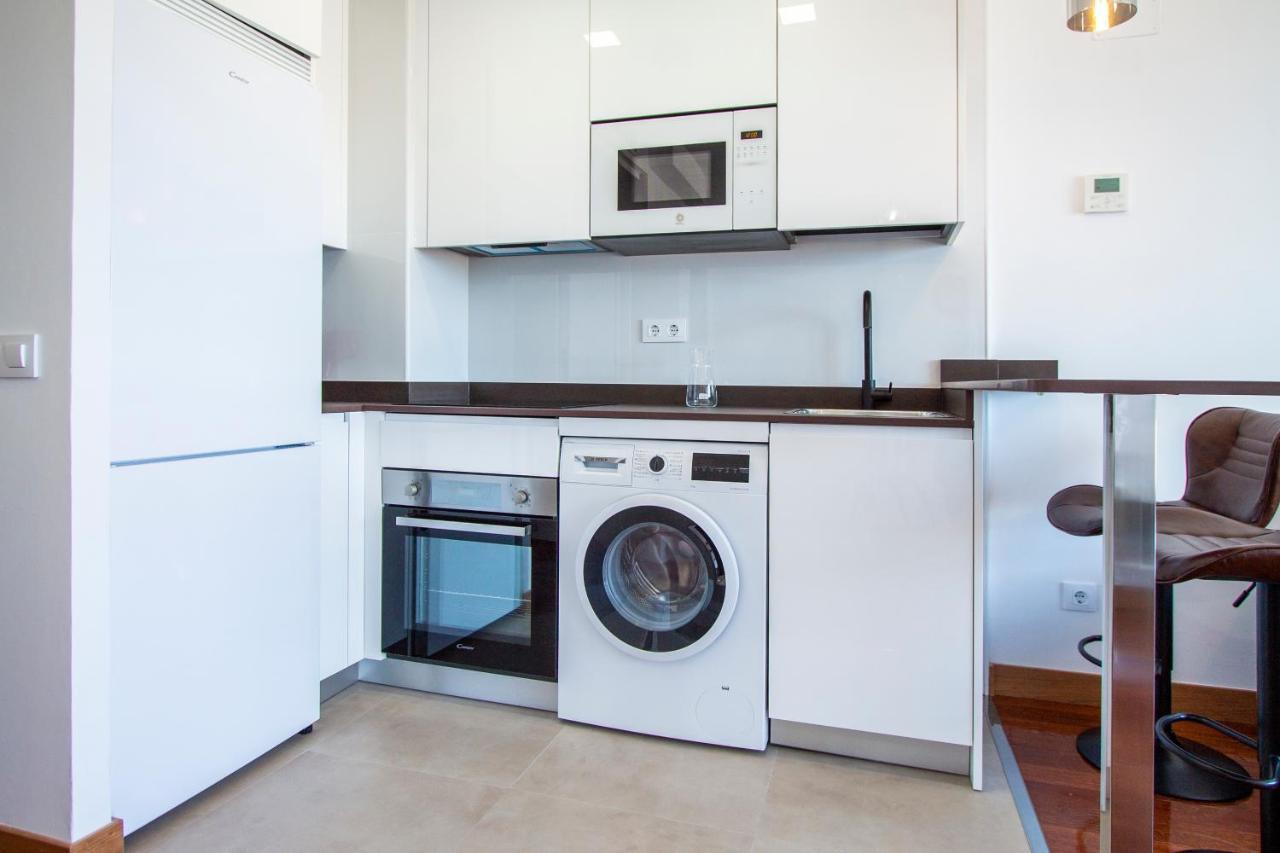 Apartamentos Castilla Luz Business Madrid Esterno foto