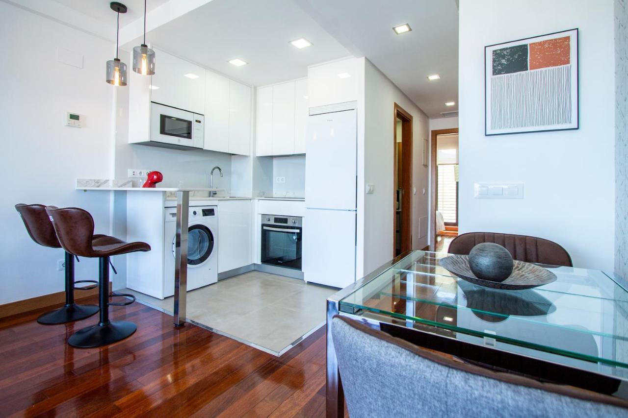 Apartamentos Castilla Luz Business Madrid Esterno foto