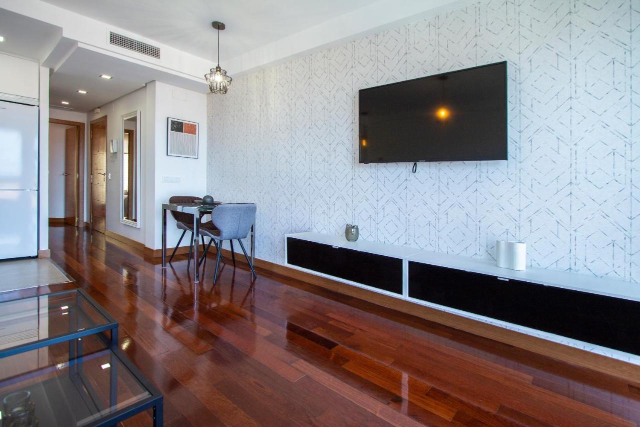 Apartamentos Castilla Luz Business Madrid Esterno foto