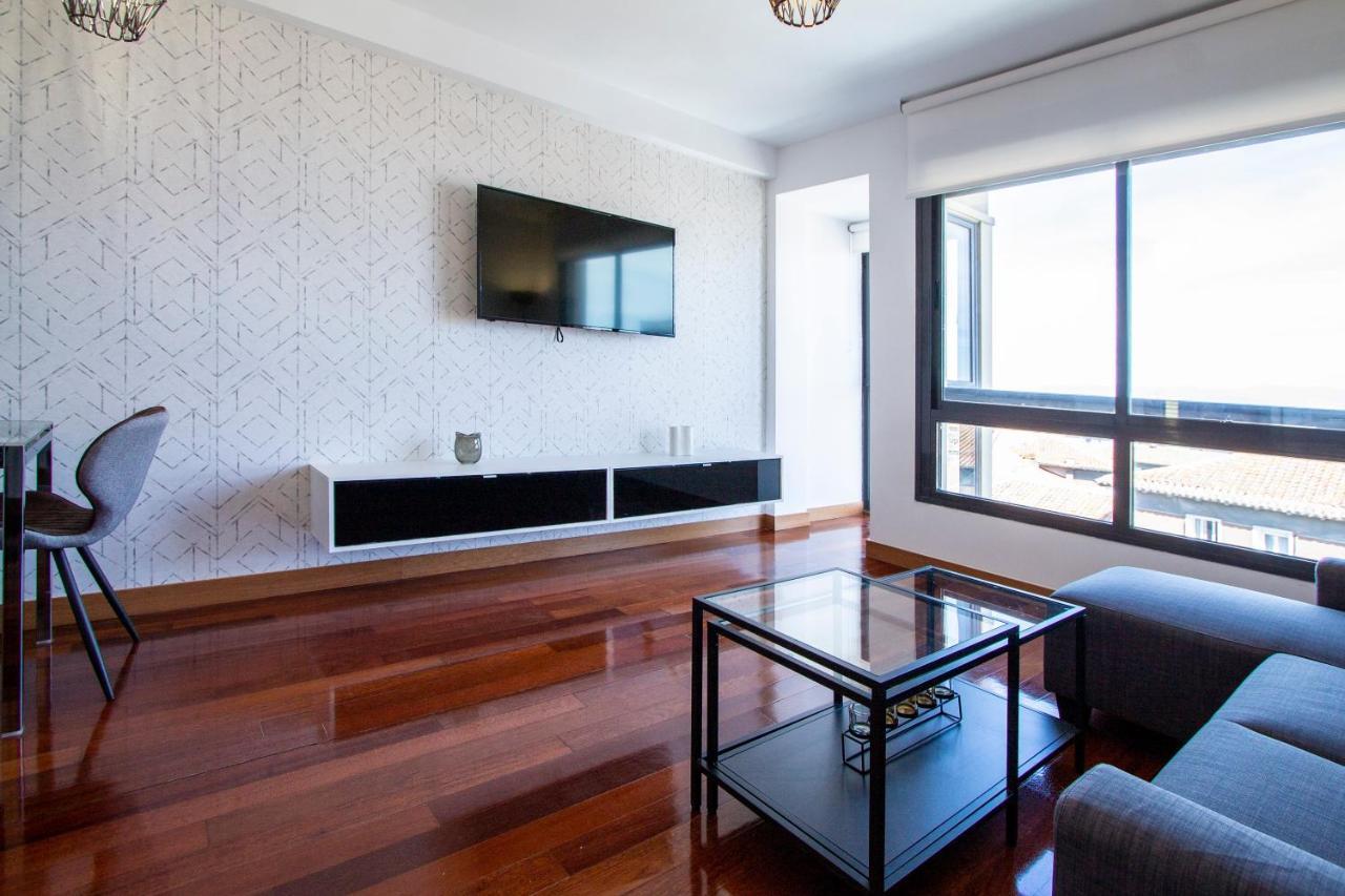 Apartamentos Castilla Luz Business Madrid Esterno foto